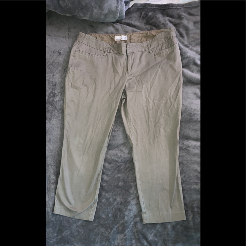 Old Navy Khaki pants